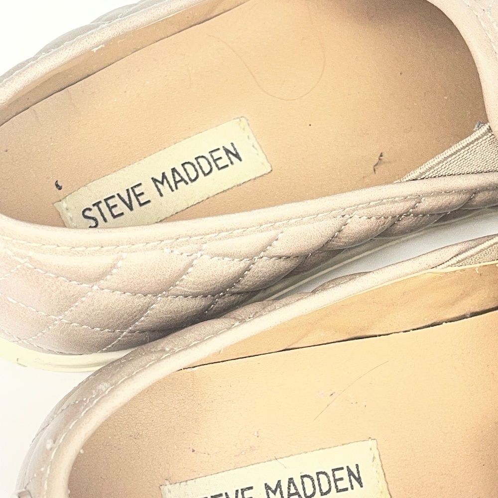 Steve Madden Quilted Slip-On Sneakers Women’s Size 11 Taupe - Picture 7 of 9